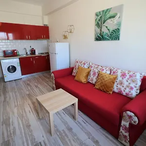 https://charming-cozy-apartment-old-town-free-minibar.bucharesthotelsnow.com