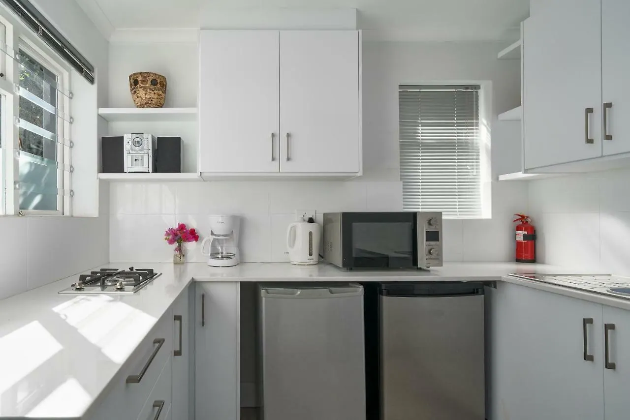 Camps Bay Studio Guesthouse - Studio Città del Capo Appartamento